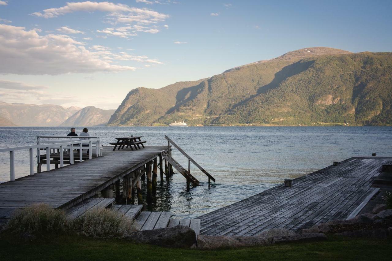 Leikanger Fjordhotel - Unike Hoteller Exterior photo